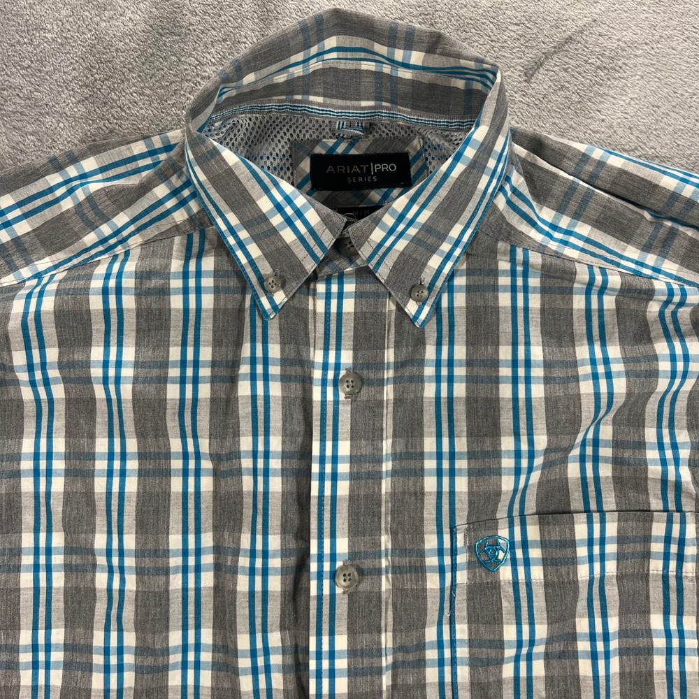 ARIAT Pro Series Shirt Mens Medium Blue Grey Plaid Long Sleeve Western Workwear